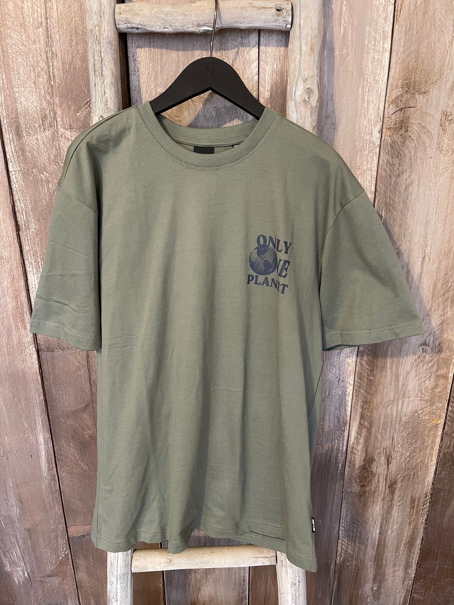 T-Shirt World Grau Man