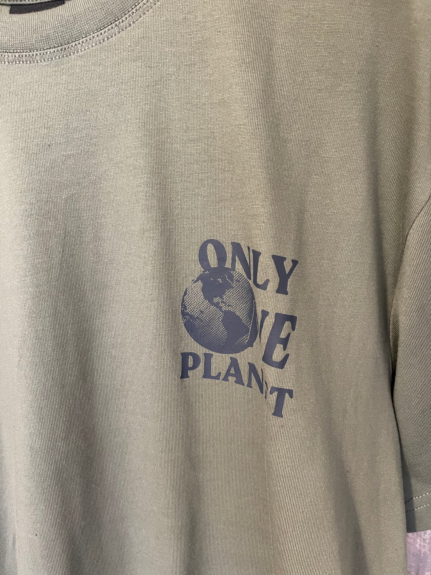 T-Shirt World Grau Man