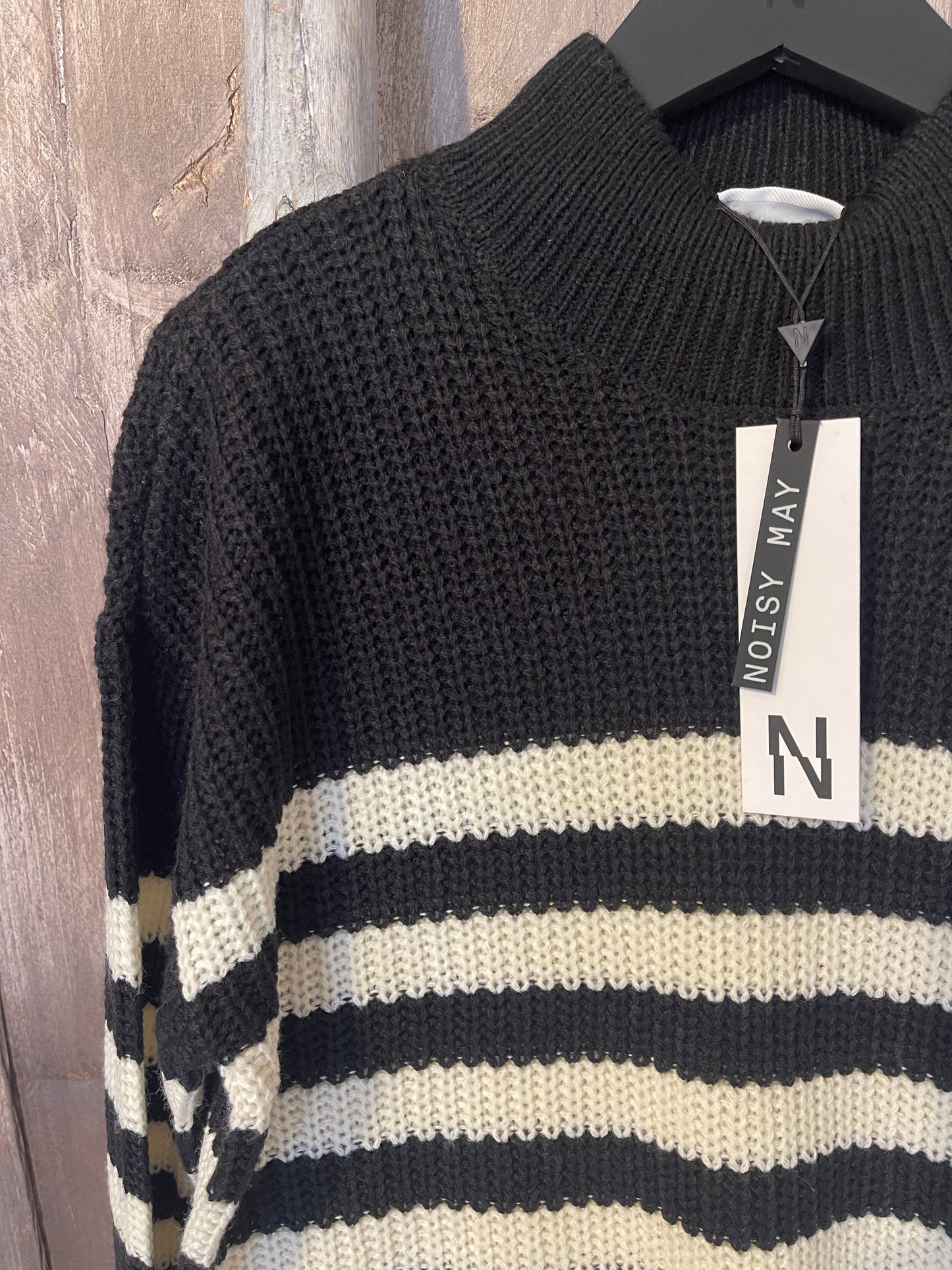 Longstrickpullover schwarz-weiß Woman