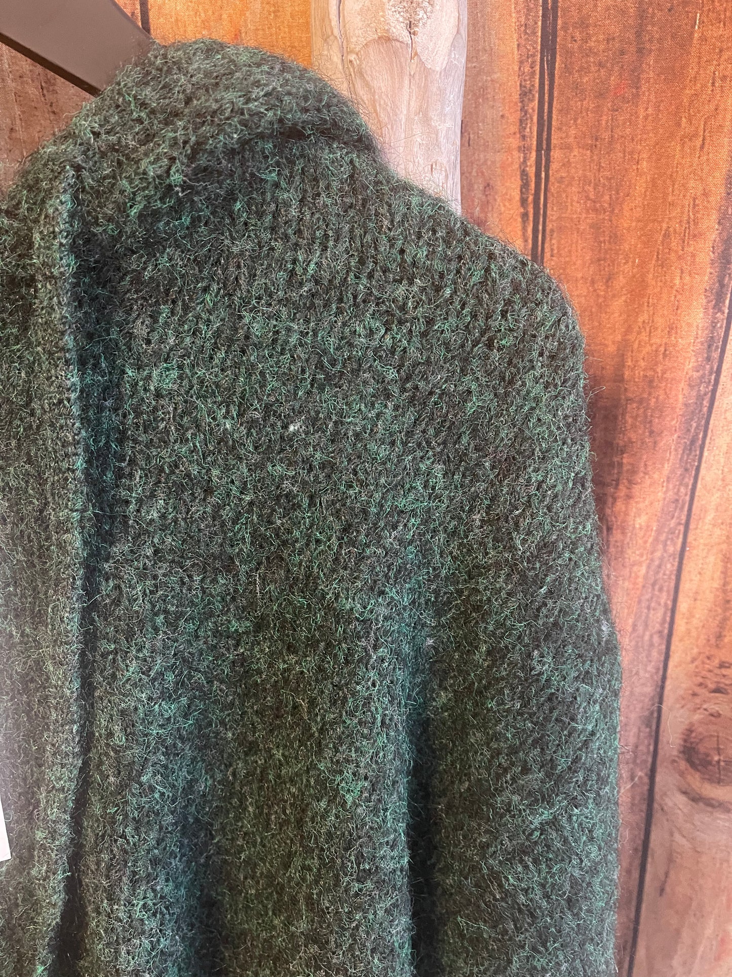 Strickjacke Woman grün mit Kapuze