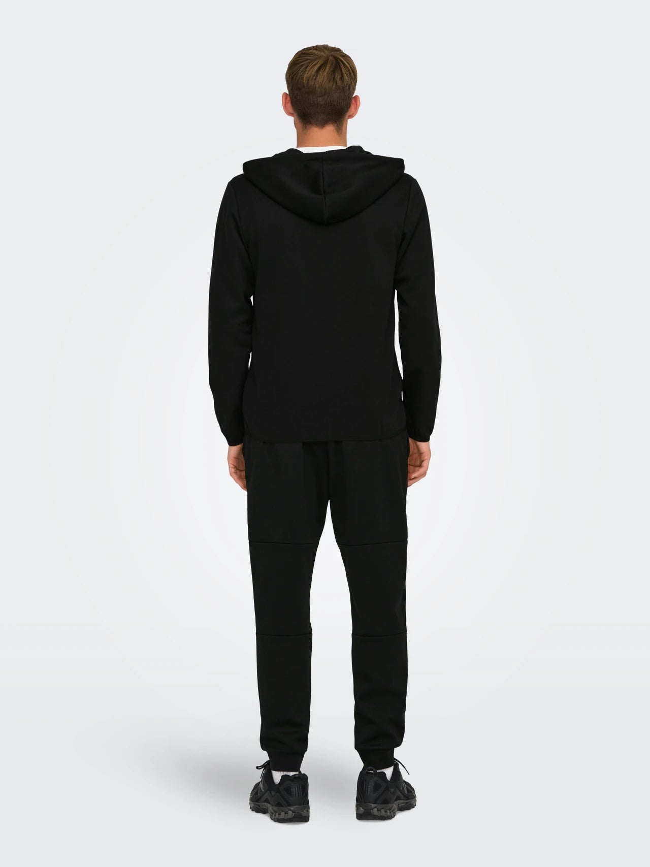 Sweatjacke black