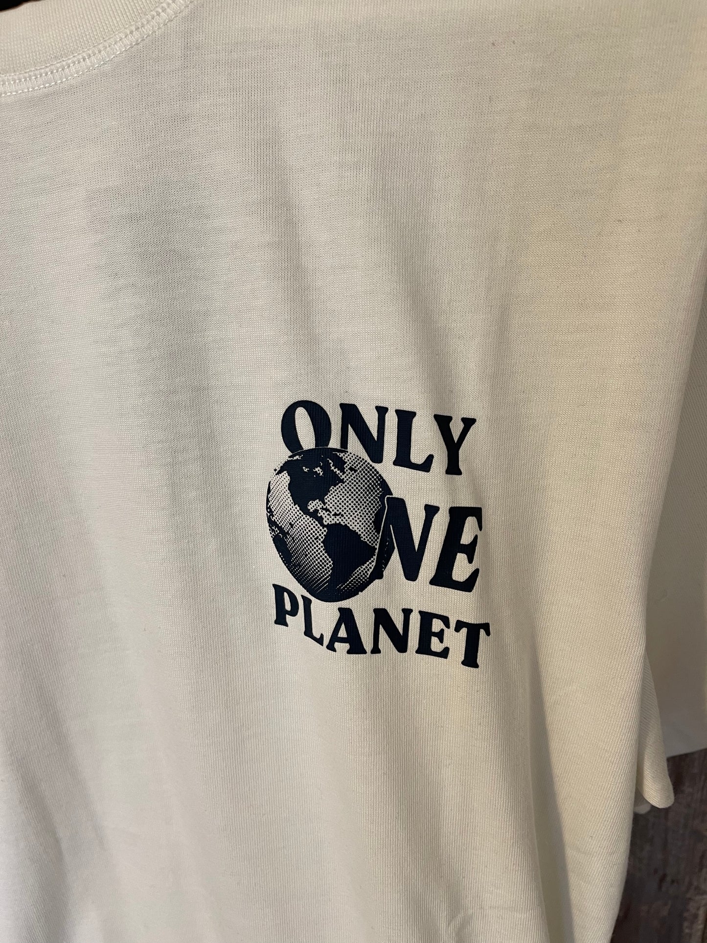 T-Shirt creme World Man